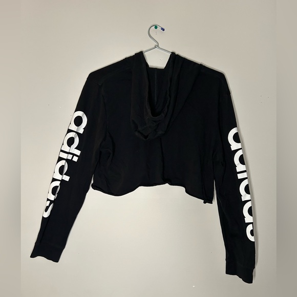 Cute adidas hoodie style crop top - Picture 3 of 3